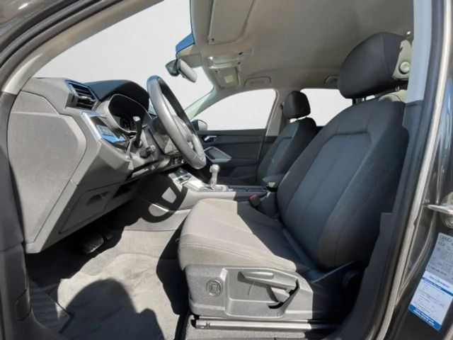Audi Q3 35 TFSI S-Line