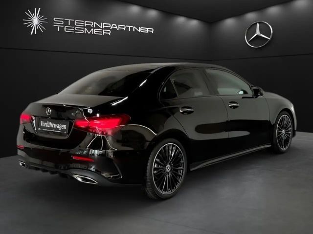 Mercedes-Benz A 200 A 200 d AMG Line