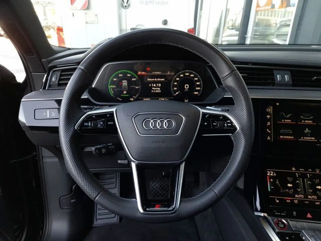 Audi e-tron Quattro S-Line