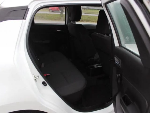 Suzuki Swift Clear DualJet Hybrid