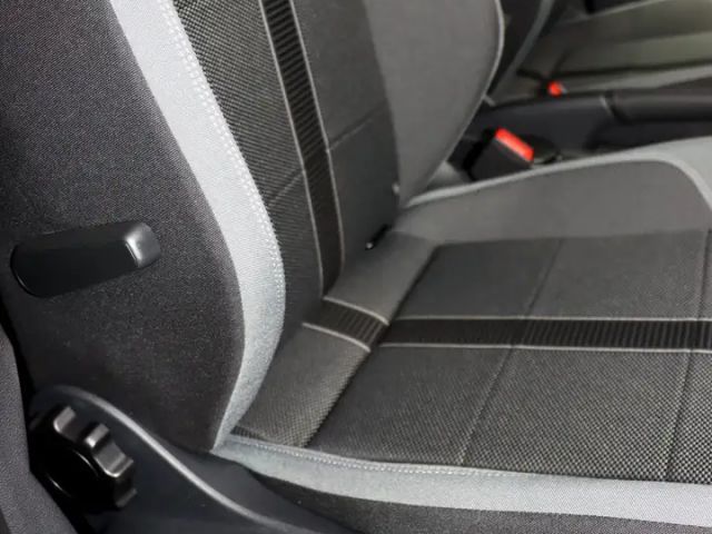 Volkswagen Polo 1.0 TSI DSG Style