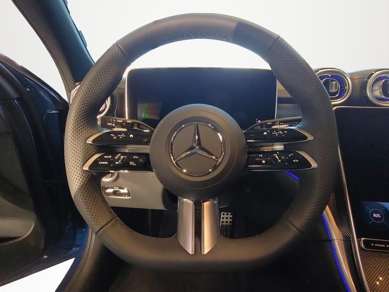 Mercedes-Benz C 220 AMG Line C 220 d Sedan