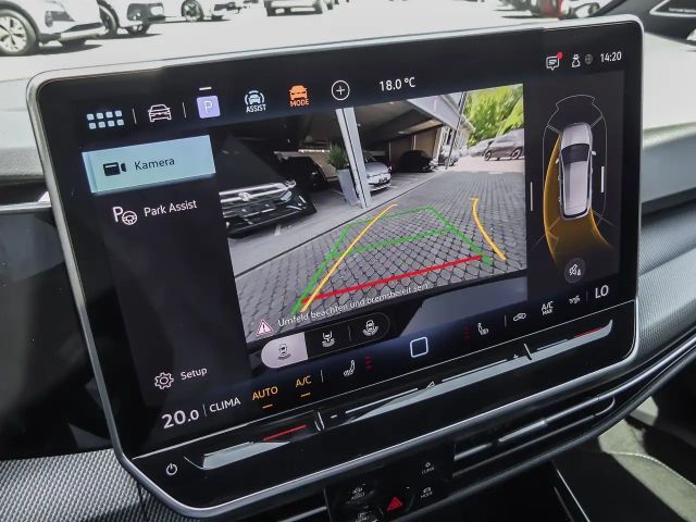 Volkswagen Golf 1.5 eTSI R-Line