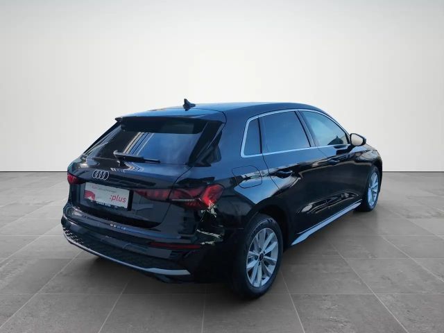 Audi A3 30 TDI Sedan