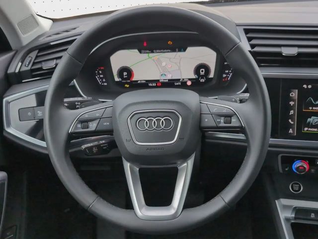 Audi Q3 35 TDI
