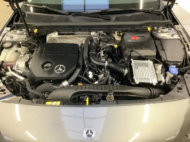 Mercedes-Benz A 200 Progressive