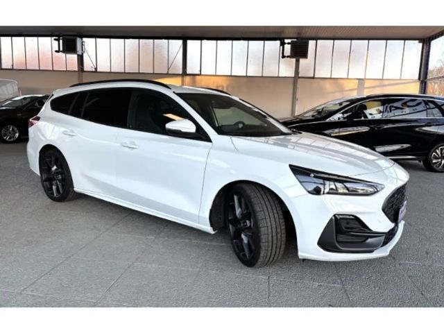 Ford Focus EcoBoost ST Line Wagon