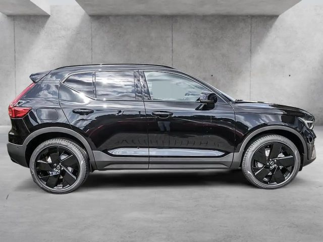 Volvo XC40 Dark Plus