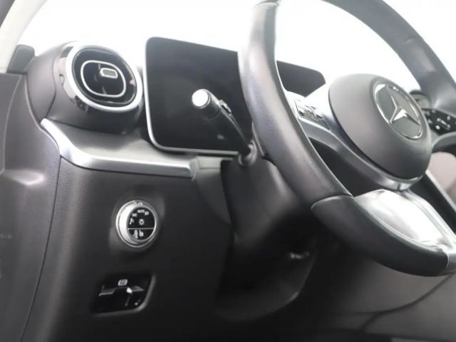 Mercedes-Benz C 300 AVANTGARDE Estate