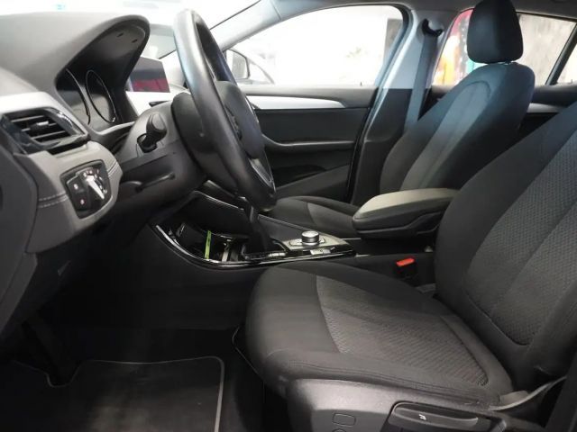 BMW X2 xDrive25e