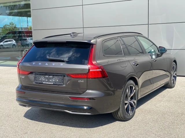 Volvo V60 Core Geartronic