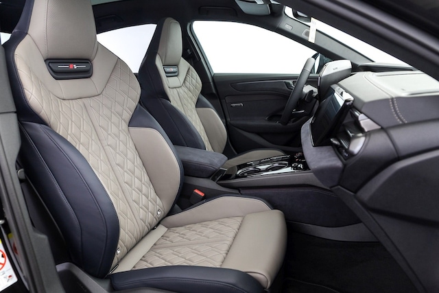 Audi A6 e-tron Quattro