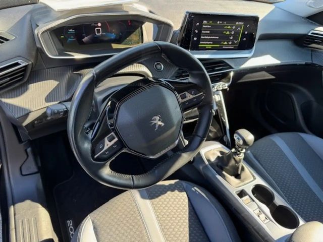 Peugeot 2008 Allure Pack PureTech