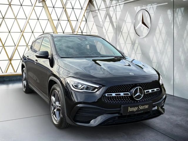 Mercedes-Benz GLA 200 4MATIC AMG Line
