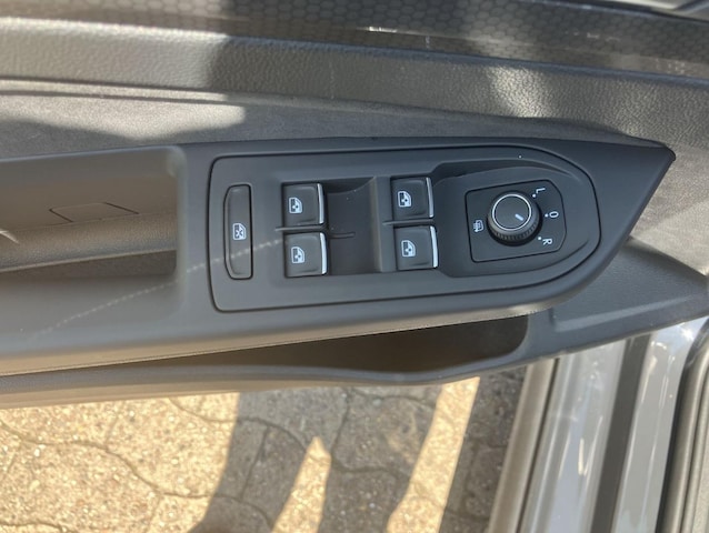 Volkswagen Golf 2.0 TSI DSG