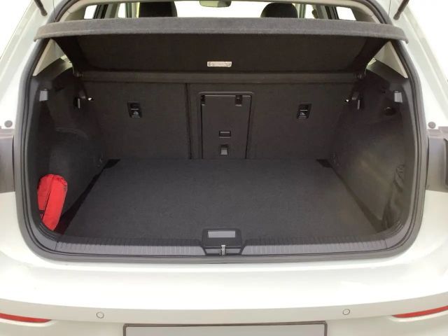 Volkswagen Golf 2.0 TSI DSG Golf VIII Style