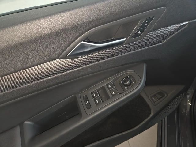 Volkswagen Golf DSG R-Line Variant