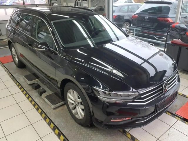 Volkswagen Passat 1.5 TSI Business DSG