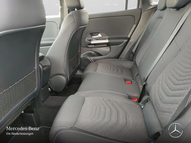 Mercedes-Benz GLA 200 Progressive