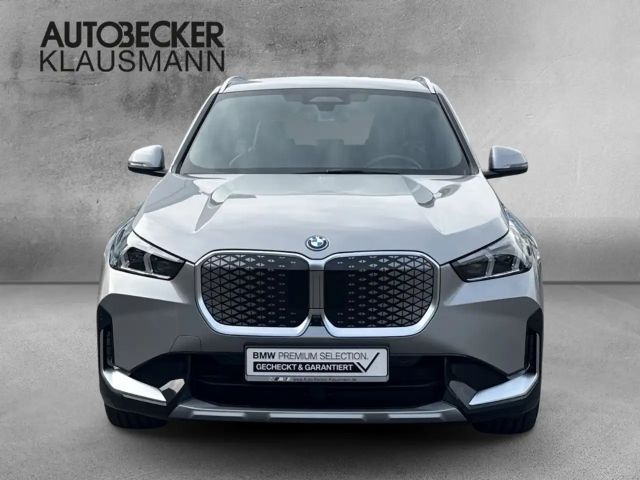 BMW iX1 xDrive30