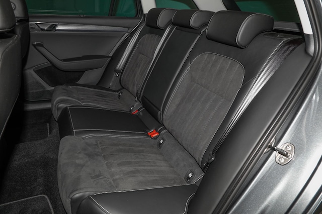 Skoda Superb 2.0 TDI Combi