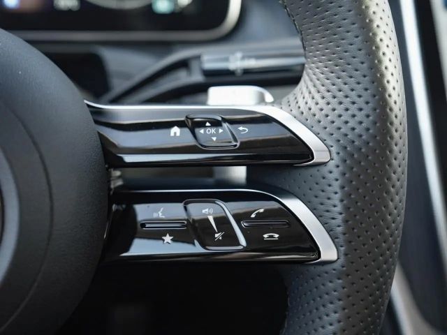 Mercedes-Benz C 220 AMG Line C 220 d Sedan