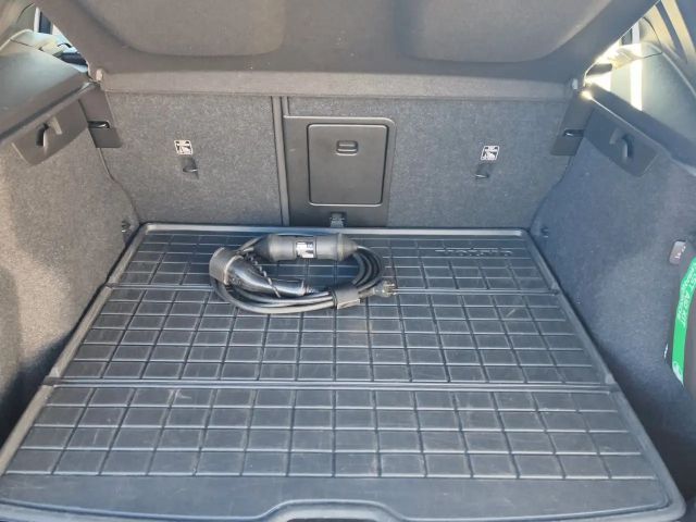 Volvo XC40 R-Design Recharge T5