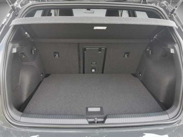 Volkswagen Golf 1.5 eTSI