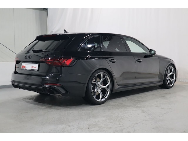 Audi RS4 Avant Quattro