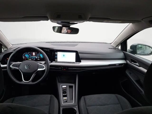 Volkswagen Golf 1.5 eTSI DSG Life Variant