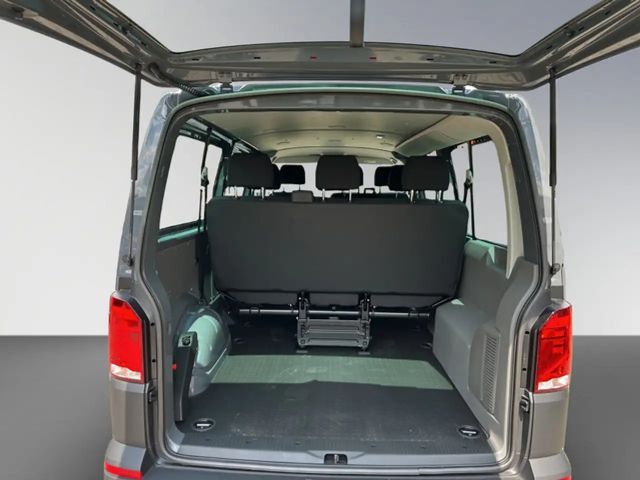 Volkswagen Transporter 6.1 Kombi Motor: 2,0 l TDI SCR 110 kW Getriebe: 6-Gang-Sch