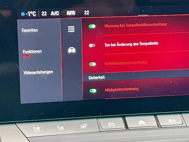 Opel Astra Sports Tourer Ultimate