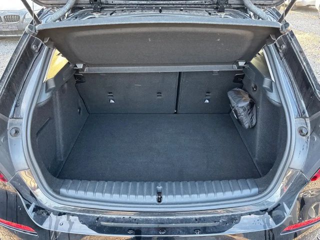 BMW 118 118d Advantage pakket Sedan