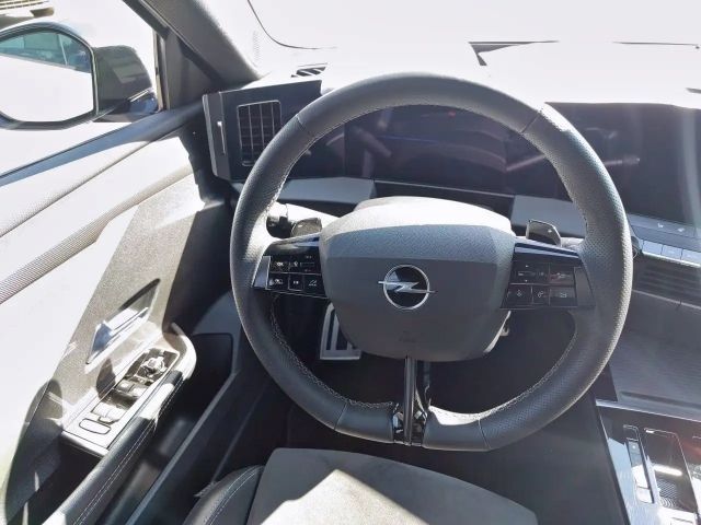 Opel Astra GSe Hybrid Innovation