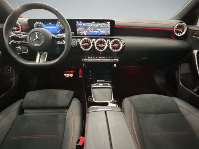 Mercedes-Benz CLA 200 CLA 200 d Shooting Brake