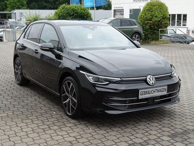 Volkswagen Golf 1.5 eTSI DSG