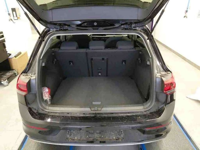 Volkswagen Golf 1.5 eTSI DSG Golf VIII Style