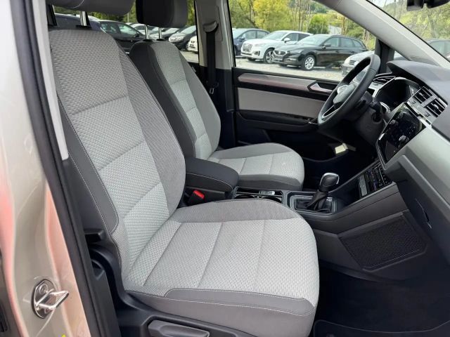 Volkswagen Touran DSG