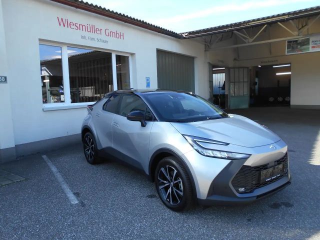 Toyota C-HR Active Hybride Plug-in
