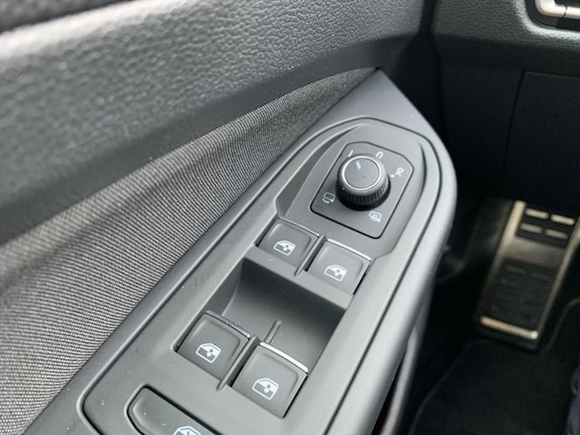 Volkswagen Golf 1.5 TSI Golf VIII