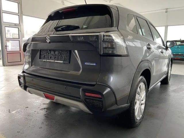 Suzuki S-Cross S-CROSS Shine 1,4 129PS Allraad 6G Schalter
