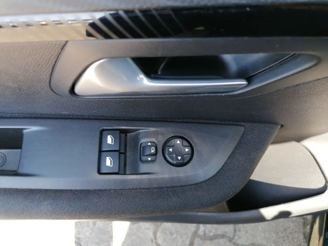 Peugeot E-208 Active Pack