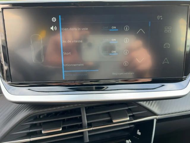 Peugeot 2008 1.2 145 S tyle LED+SHZ+KlimaA+PDC+Facelift