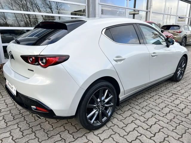 Mazda 3 Exclusive-line SkyActiv