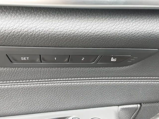BMW 530 530d Luxury Line Sedan xDrive