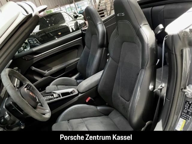 Porsche 992 Cabrio Carrera GTS Turbo