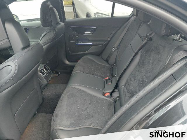 Mercedes-Benz C 220 AMG Line C 220 d Sedan