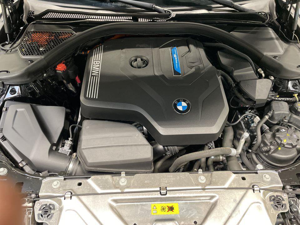 BMW 330 330e Touring