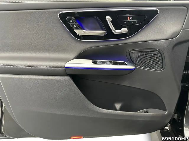 Mercedes-Benz GLC 300 4MATIC AMG Line GLC 300 d