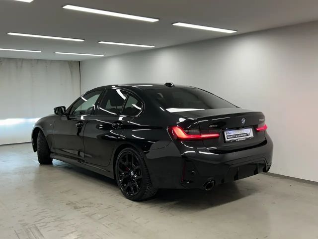 BMW 330 330d M-Sport Sedan xDrive